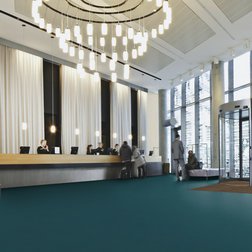 Forbo Tessera Layout 2117 surf v hotelu.jpg