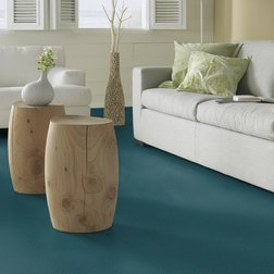 Forbo Tessera Layout 2117 surf v obývacím pokoji.jpg