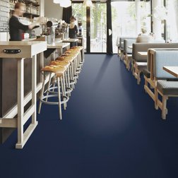 Forbo Tessera Layout 2118 oceanis v restauraci.jpg