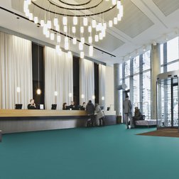 Forbo Tessera Layout 2121 bubble v hotelu.jpg